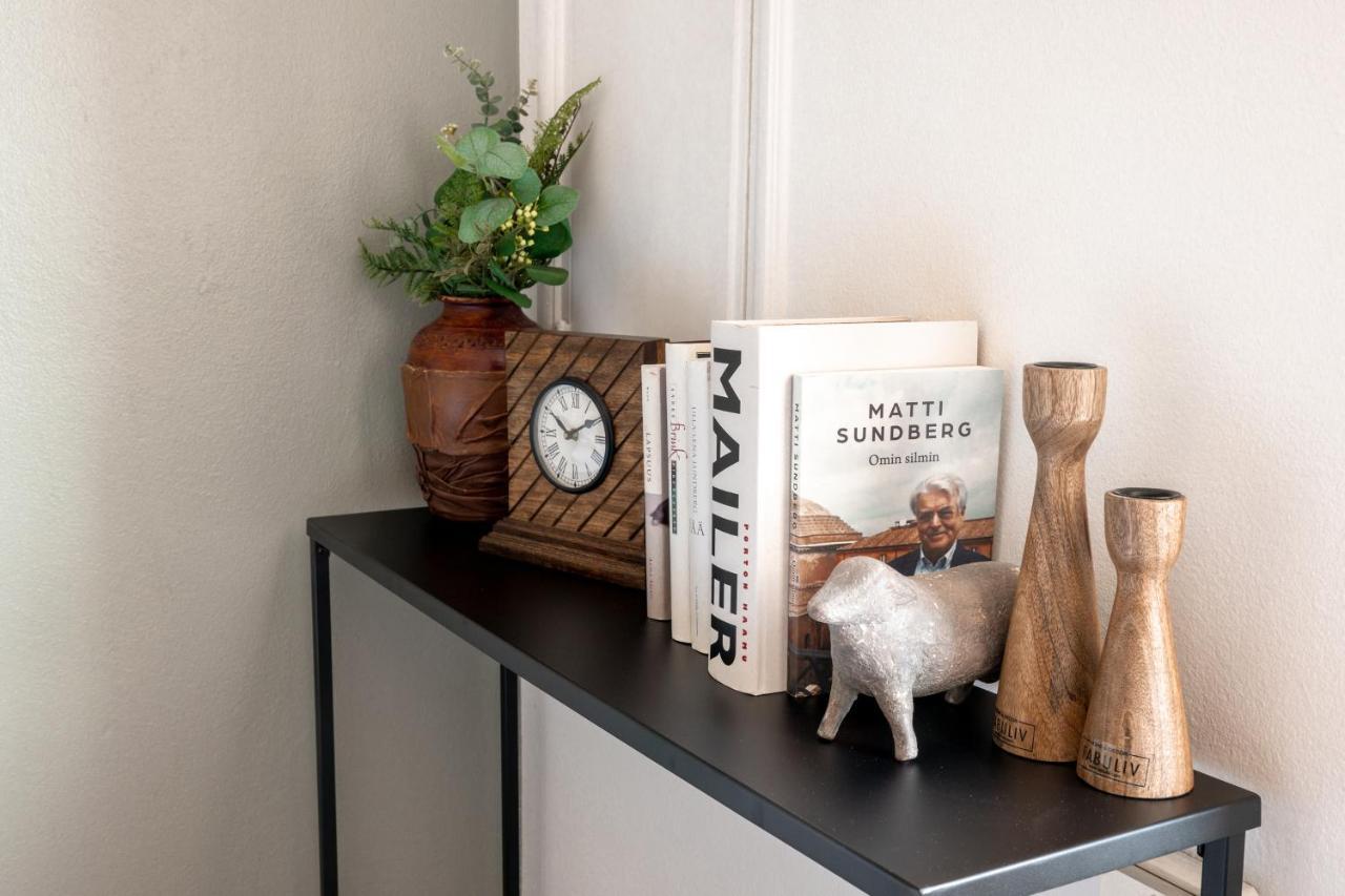 2Ndhomes Cozy Helsinki Center Studio With Park View Exteriör bild